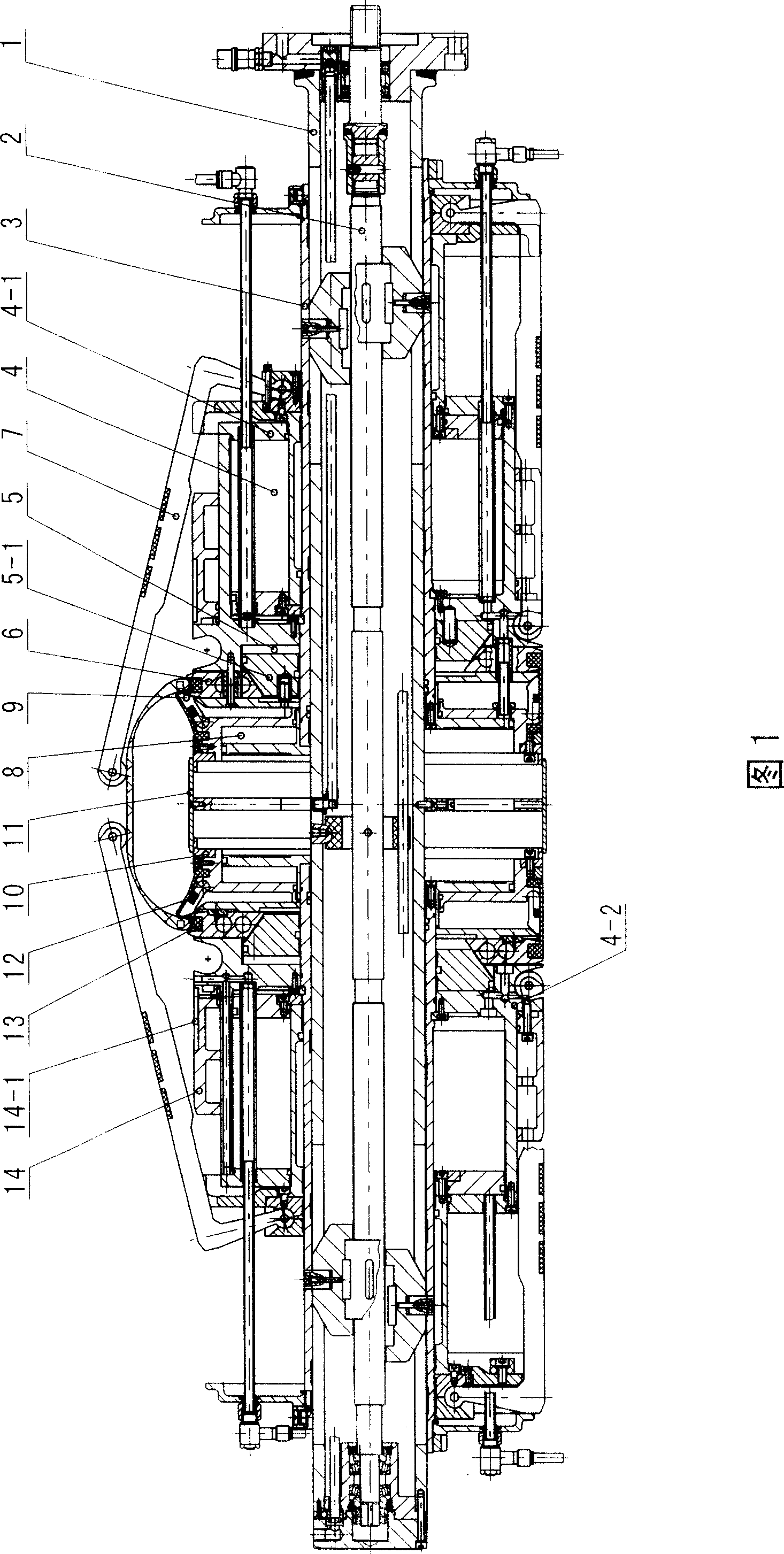 Mechanical assembly drum with attaching and compacting functions