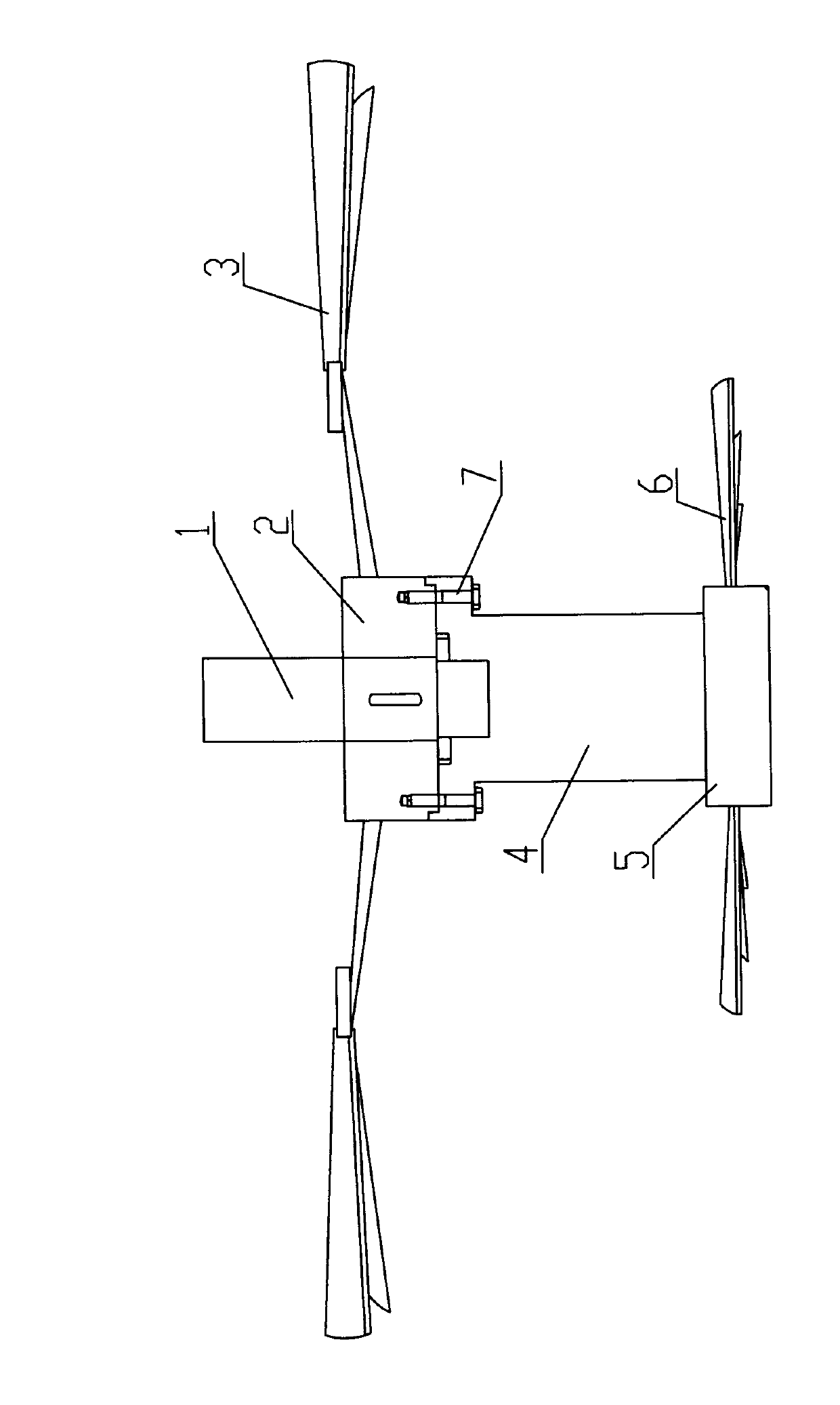 Double-layer scattering plate structure of three-separation powder selecting machine