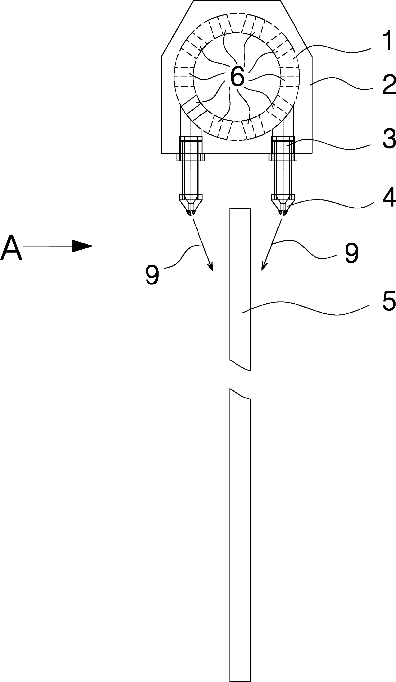 Evaporation and heat-exchange periodic water replenishment device