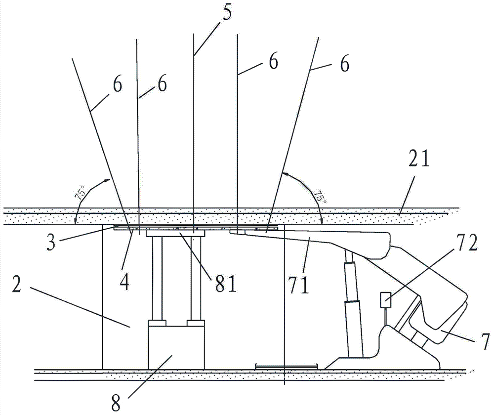 Abandoned roadway timbering device and construction method of fully mechanized coal mining face passed through abandoned roadway