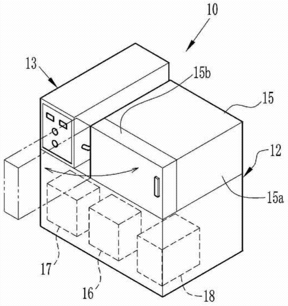 Plasma treatment device and method