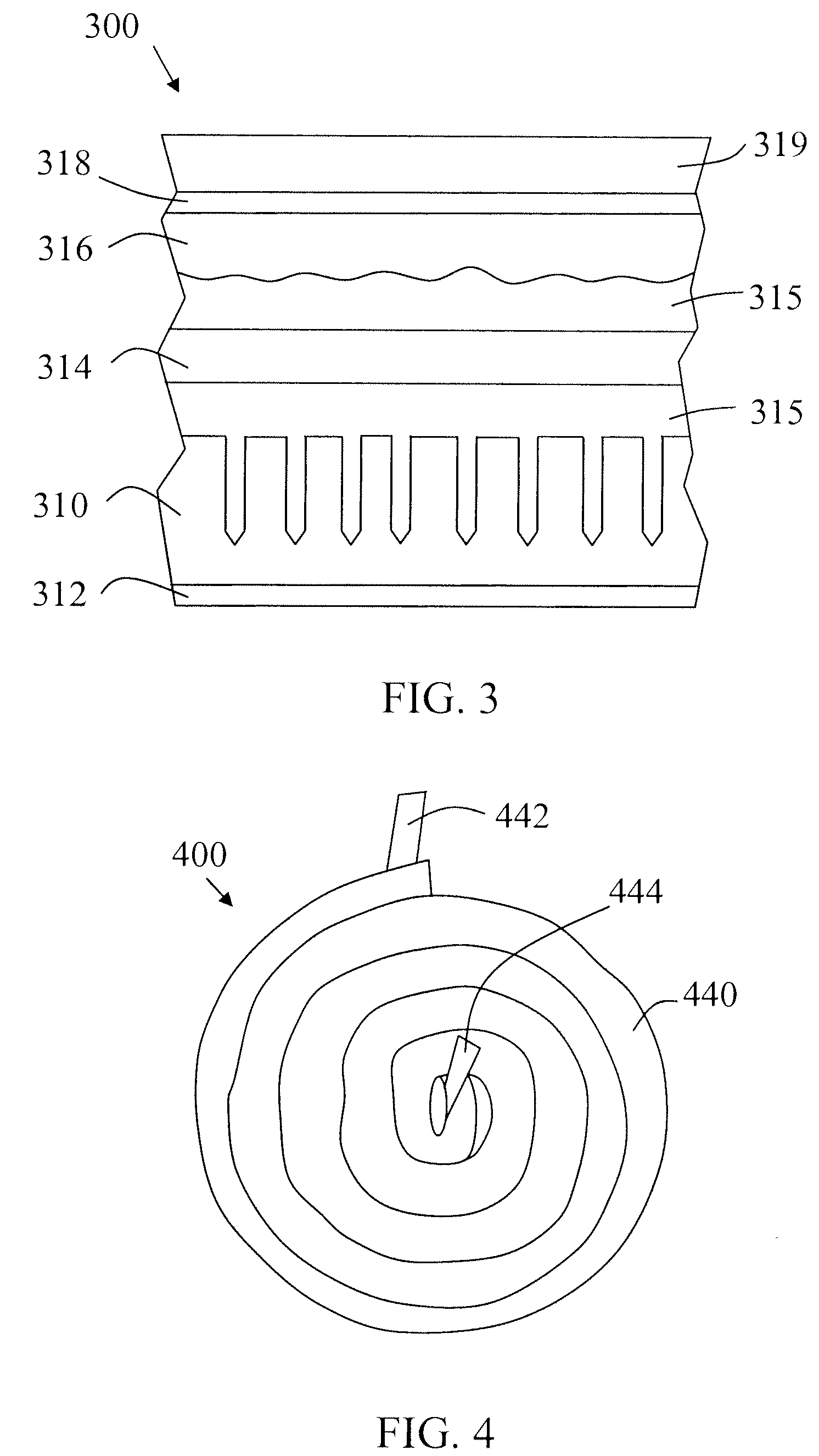 Energy storage device with porous electrode