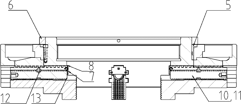 Four-claw large pipe chuck