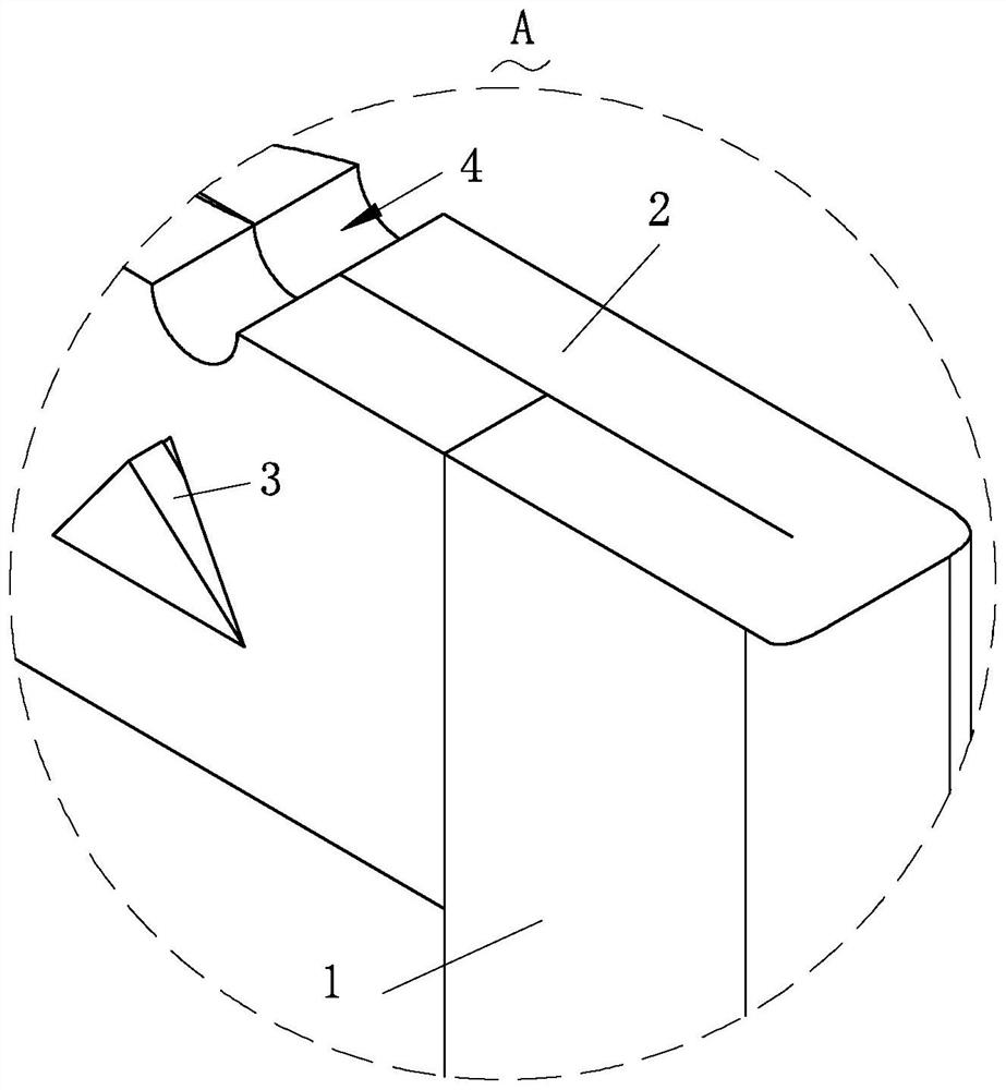 Novel movable contact spring structure