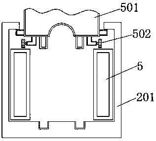 A rear trailer hook device for an airport trailer