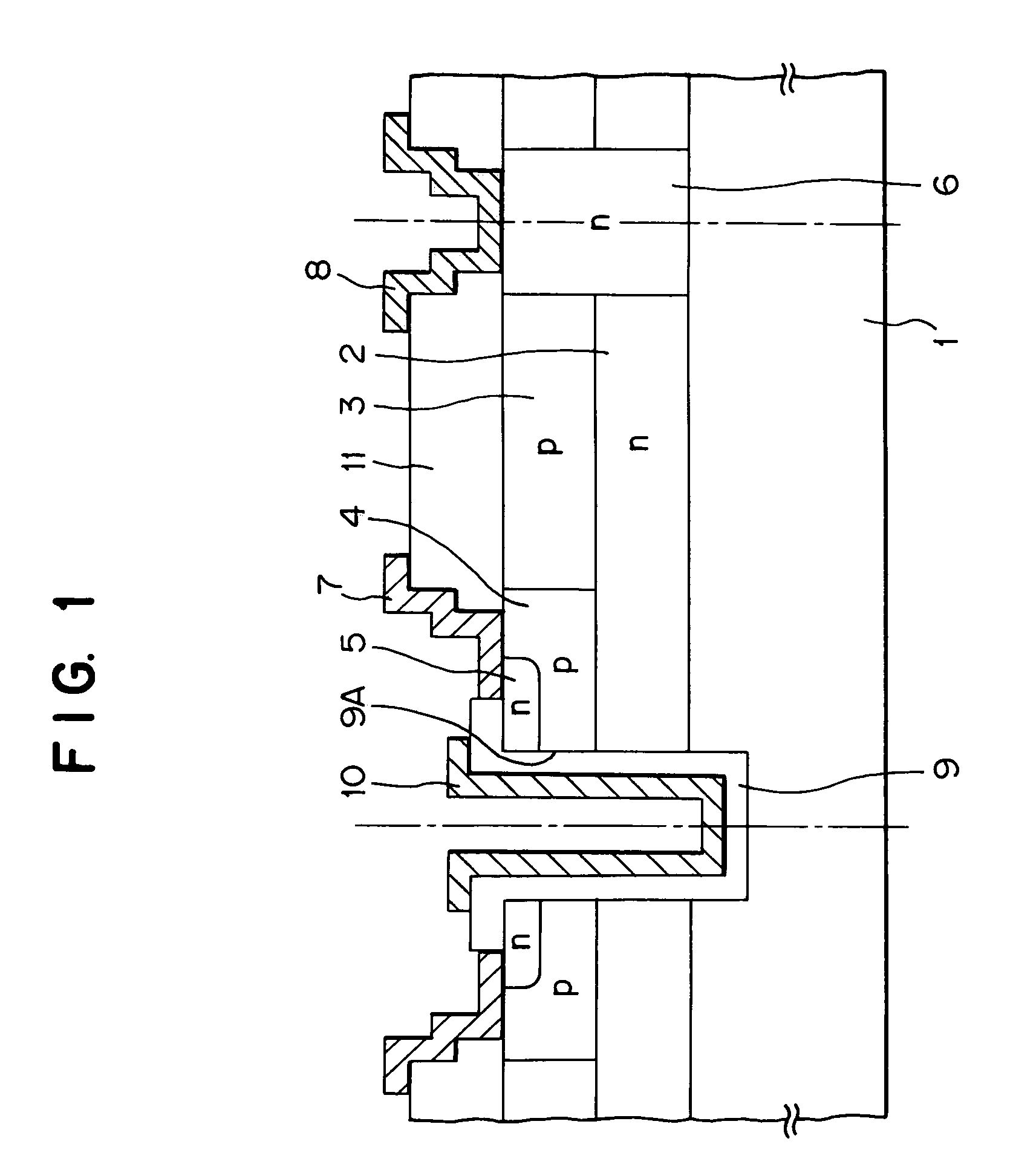 High-voltage power semiconductor device with body regions of alternating conductivity and decreasing thickness