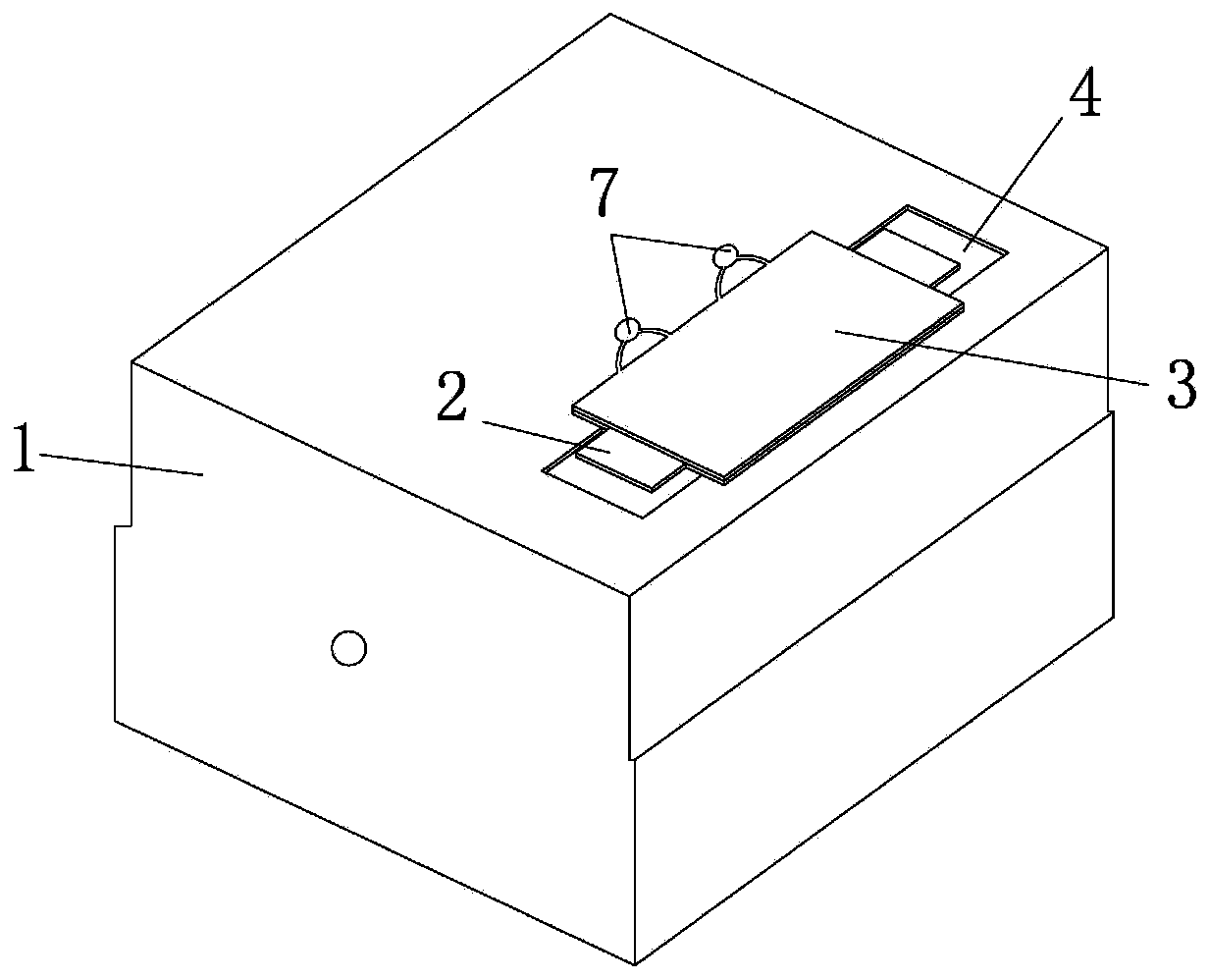 Whole-board packaging mold of flexible board and packaging method of whole-board packaging mold