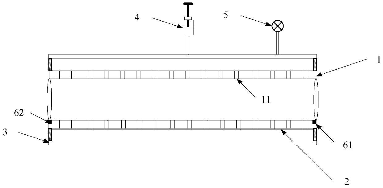 A low-resistance self-adaptive suction flow control device and method with silencing function