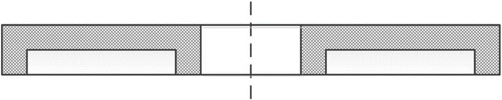 Superconducting magnet comprising ferromagnetic rings