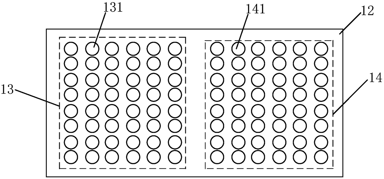 Surface strain detecting device and surface strain sensor thereof