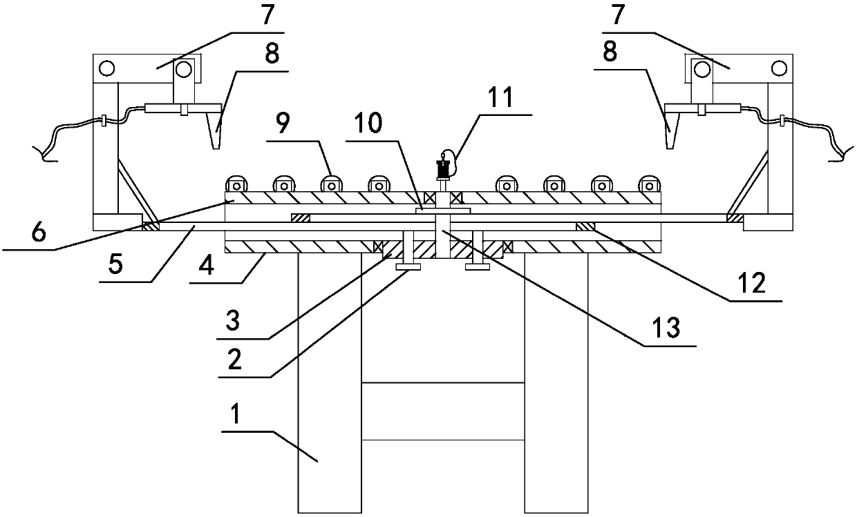 Batch arc-shaped plate cutting tool