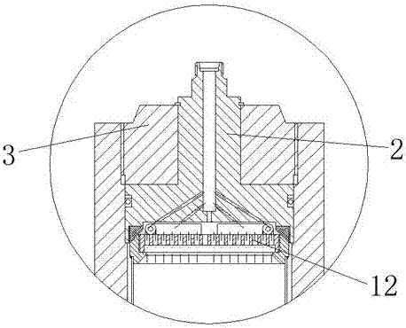 Supercritical extraction kettle capable of achieving automatic loading and unloading