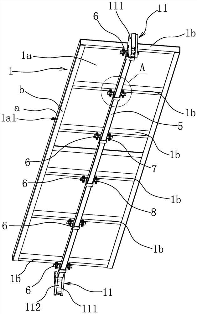 A compartment layering device