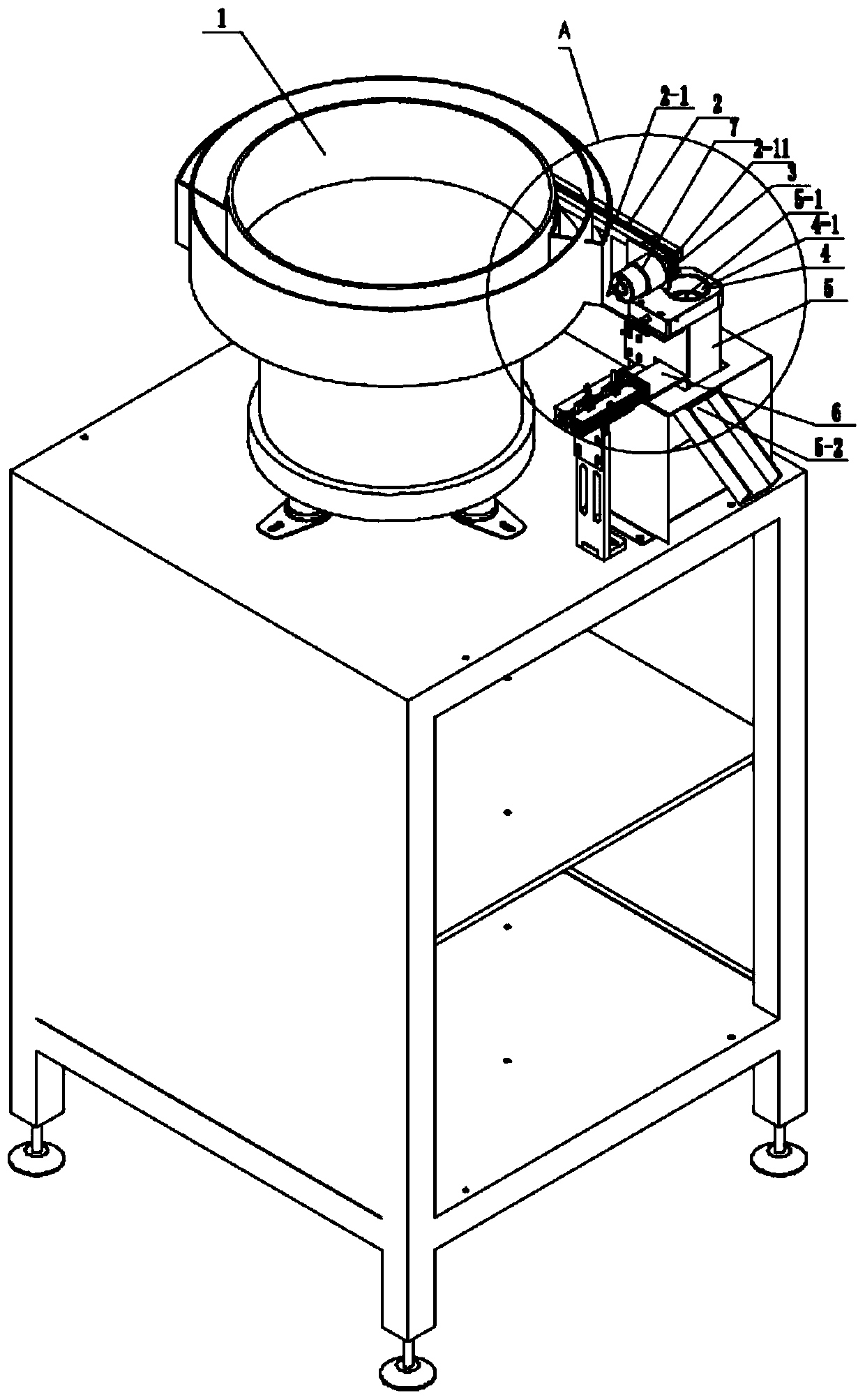 Multi-beat screw counter and screw counting and feeding method