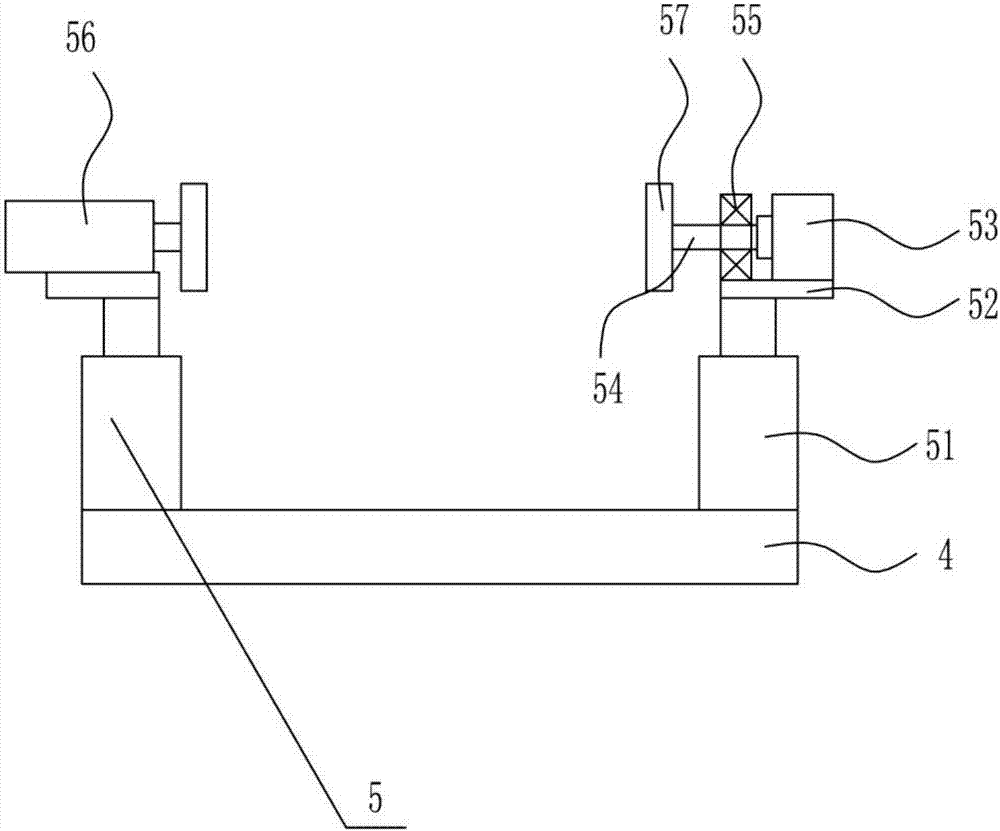 Inert chemical product charging bucket cleaning device