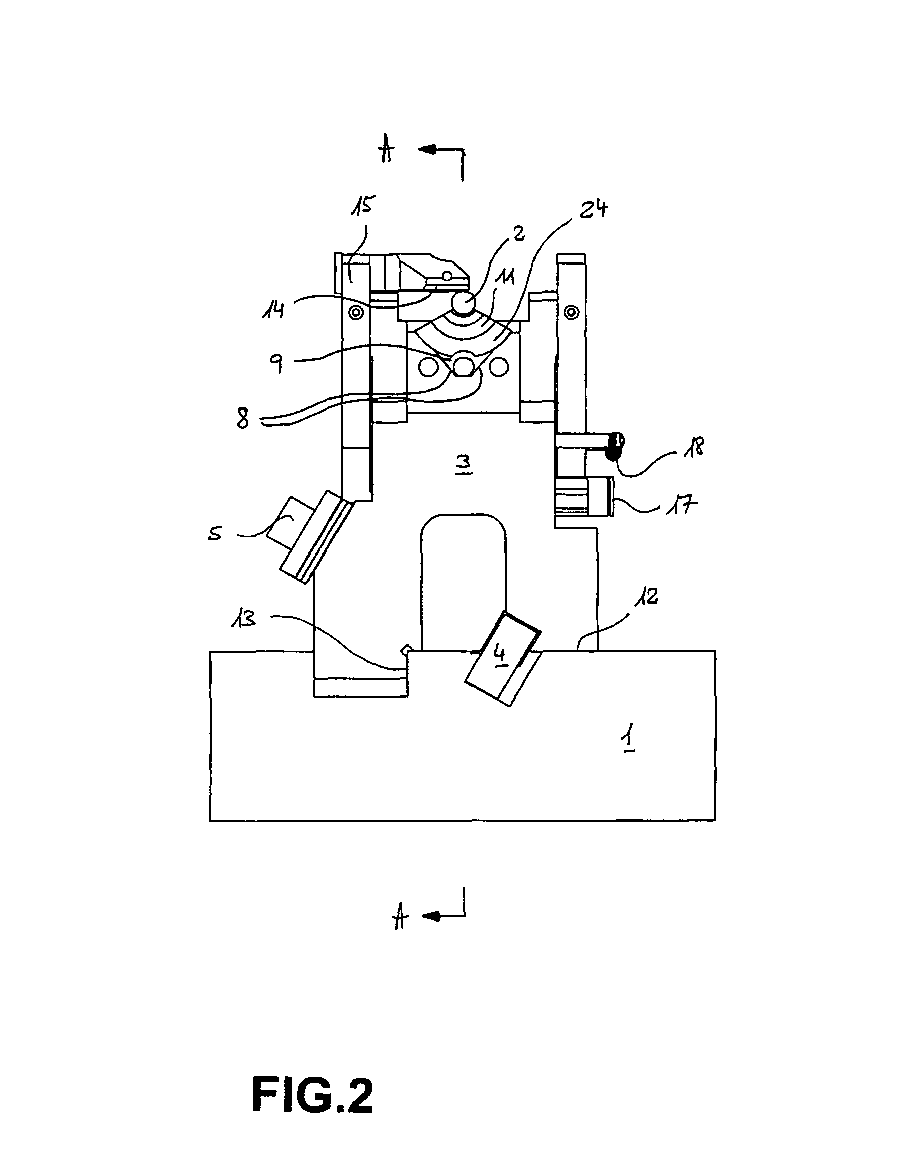 Precision guiding device in a machine for machining cylindrical components