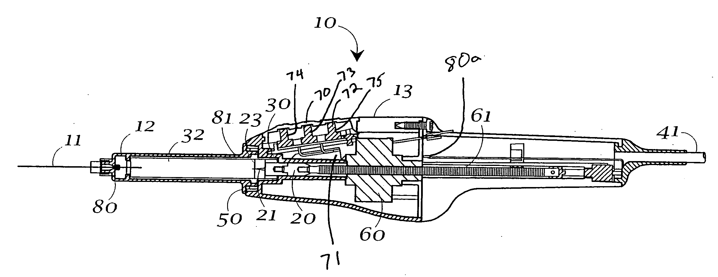 Fluid material dispensing syringe