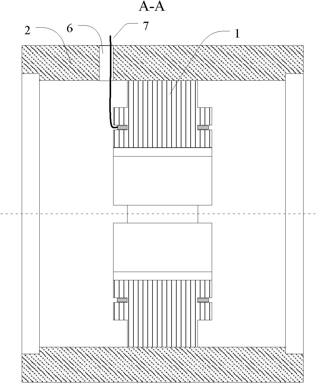 Switched reluctance motor with radial and transverse magnetic field characteristics