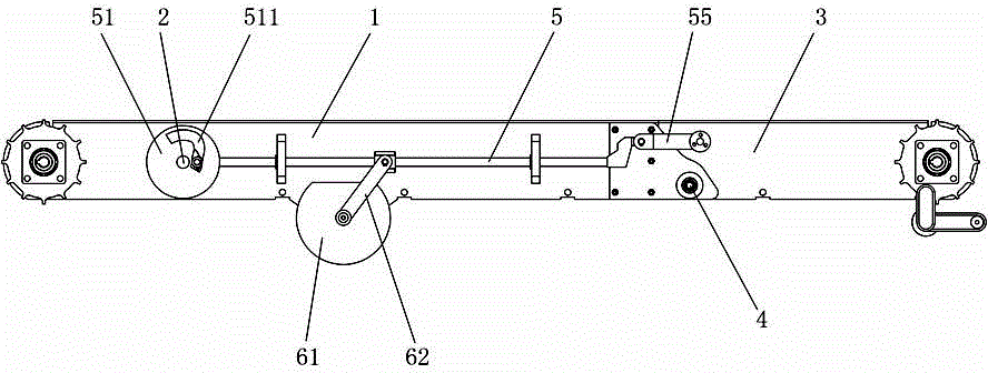 Foldable turnover mesh belt and feeding and discharging system provided with turnover mesh belt