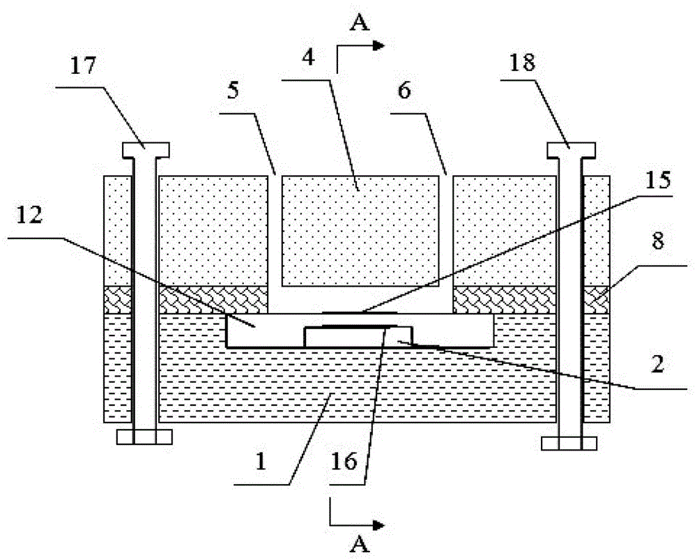 Quartz crystal microbalance detecting device