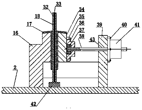 A device and method for making T-peel strength samples of vibration-damping composite steel plates