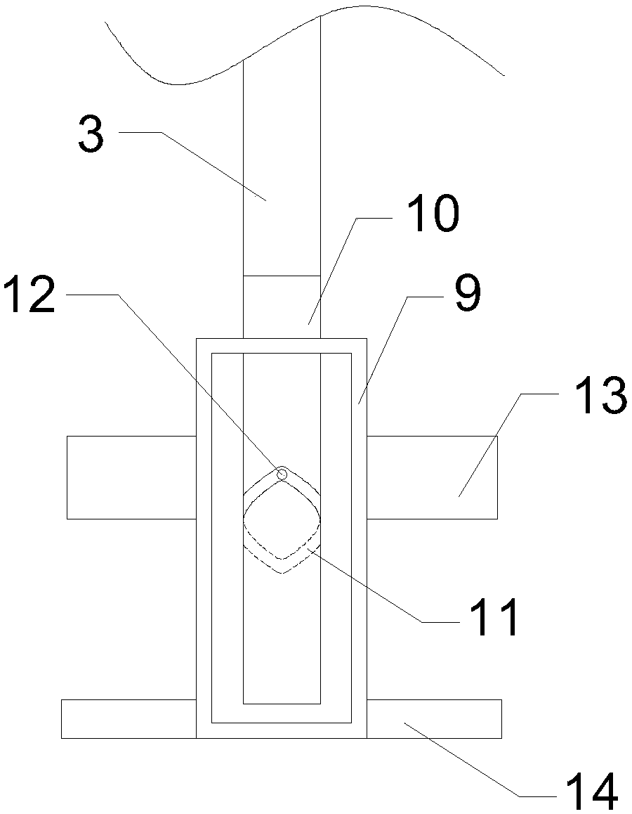 Efficient grain impurity-removing and drying device with pre-heating function