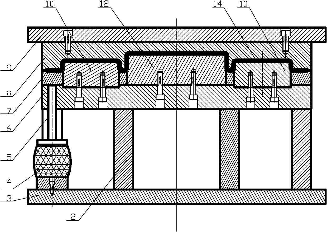 Die extending structure and die extending method using hydraulic moveable male die