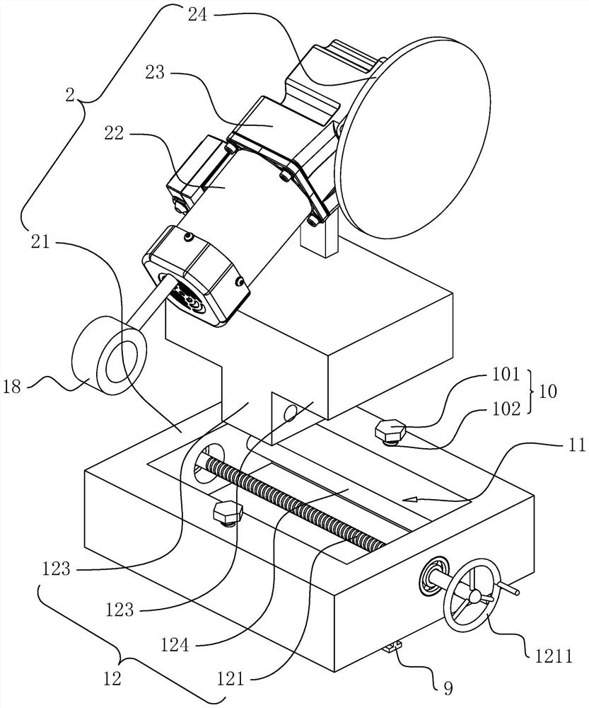 Efficient steel pipe cutting device