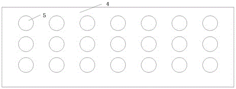 Solar thermal collector with variable communicating hole area