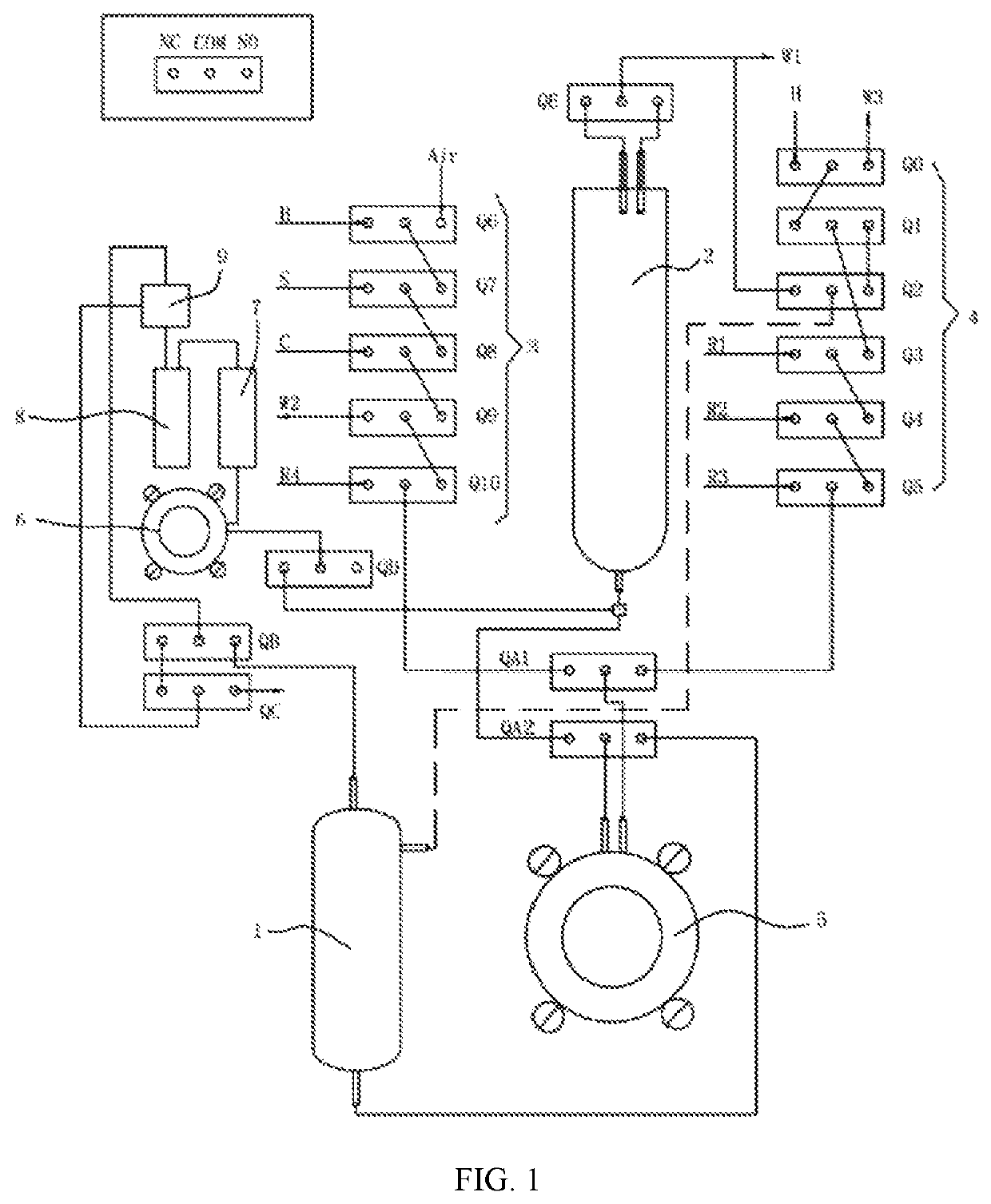 Device and method for analyzing total cyanide in water samples