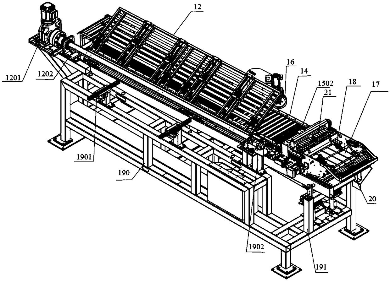 Automatic tread feeding device