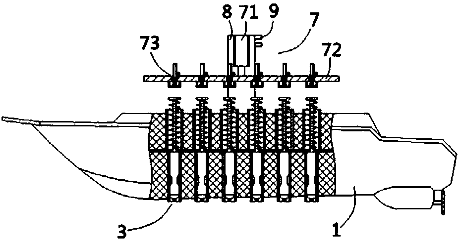 Down-pressing water sample collecting device for water reservoir