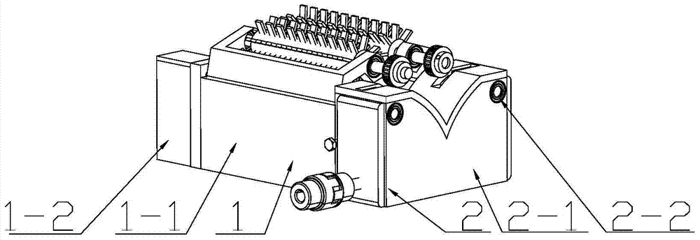 Adjustable pair of roller gap surrounding wolfberry picking head