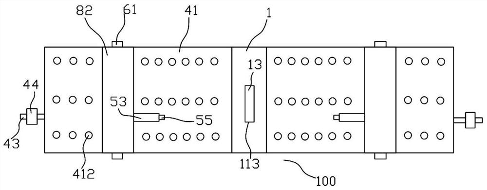 Working method of an embroidery machine with fabric tensioning function