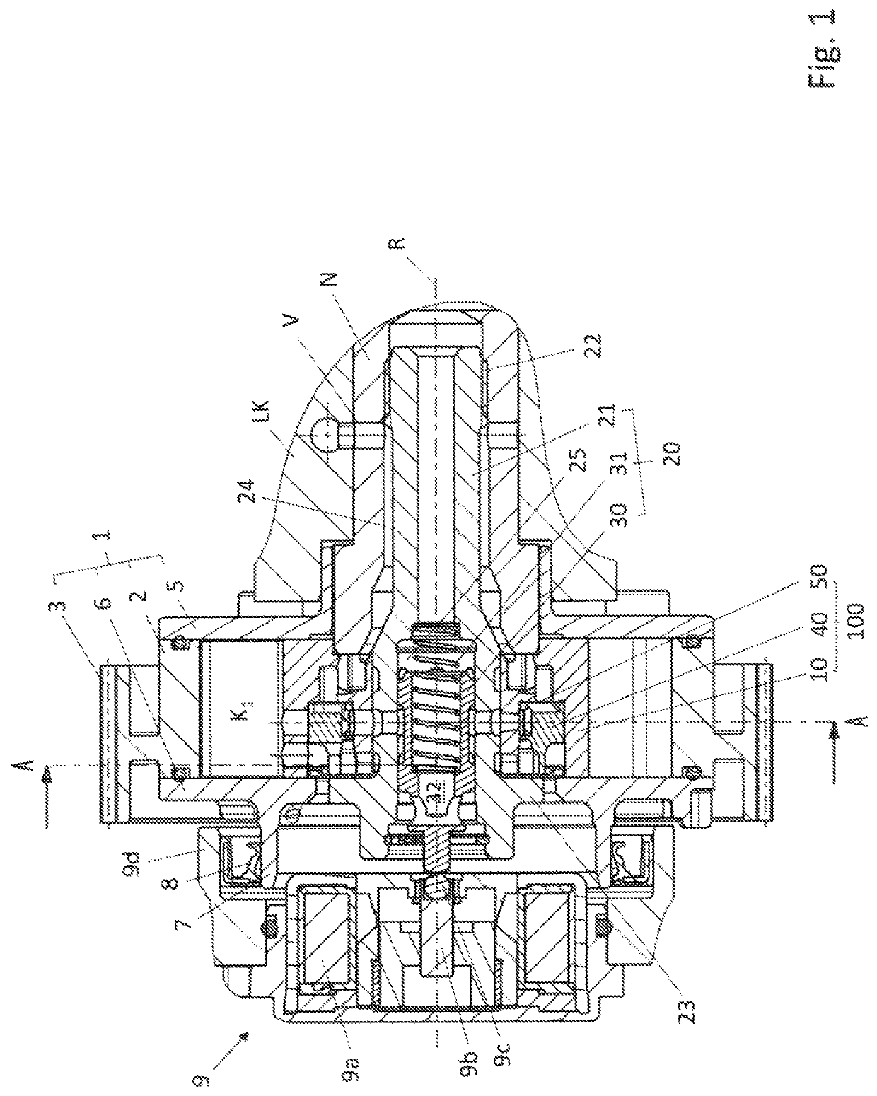 Cam shaft phase setter comprising an annular reflux valve