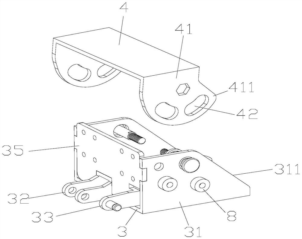 Comfortable chair bracket with zero-gravity adjusting function