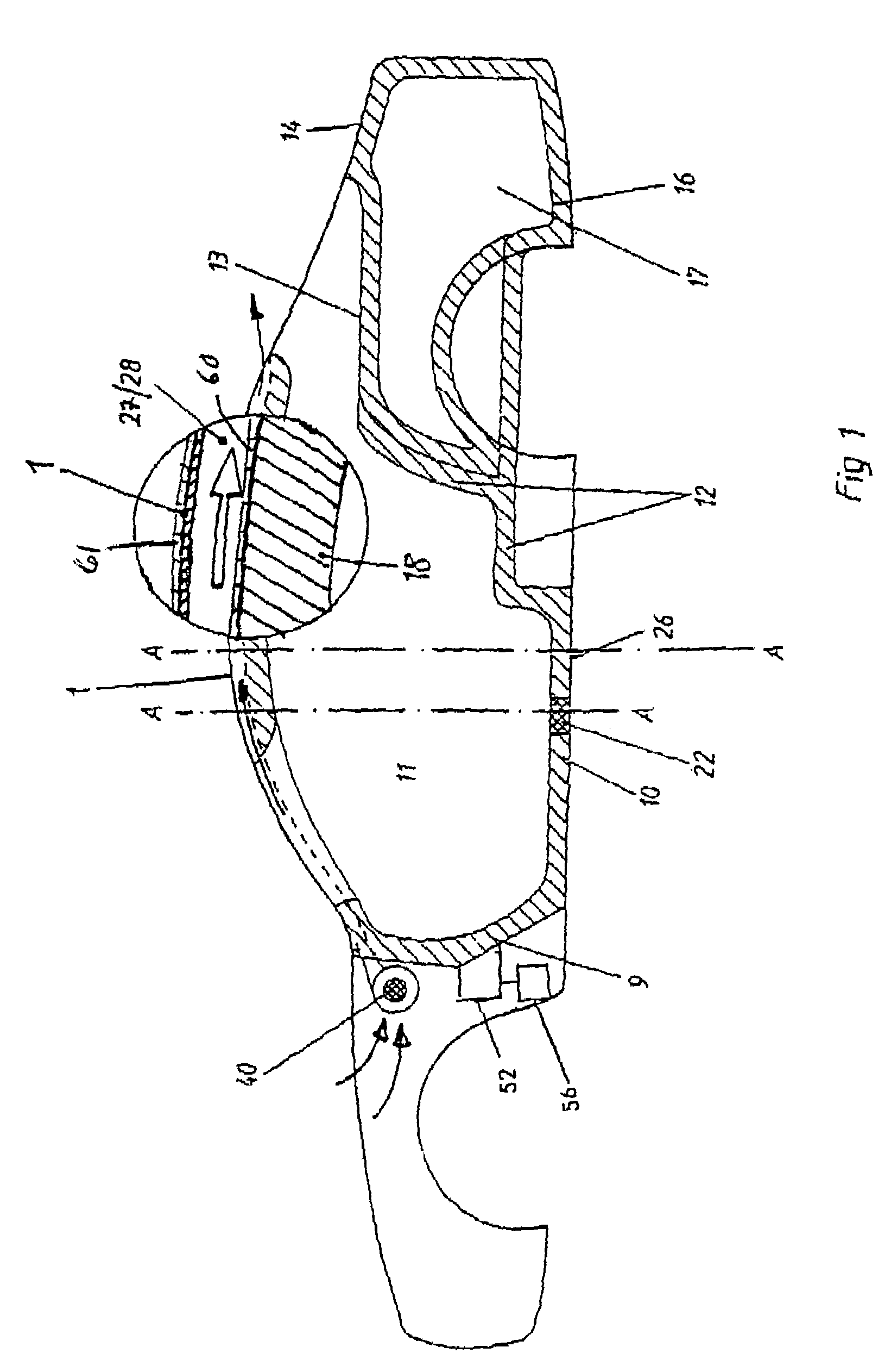 Motor vehicle passenger compartment heat insulation and dissipation