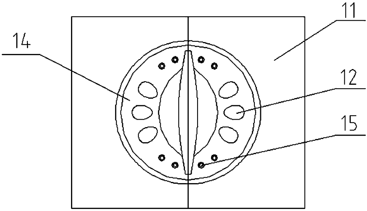 Die with roller inner rib rotating and extruding function and molding method thereof