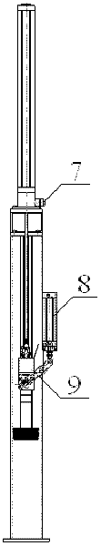 Green tyre discharging and turning device