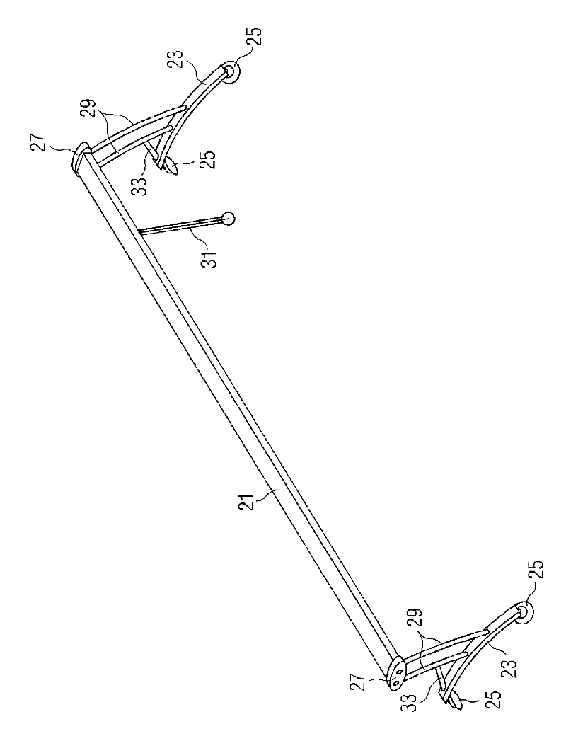 Method of detecting wrinkles in a fiber reinforced laminated structure and auxiliary device for performing thermal scans