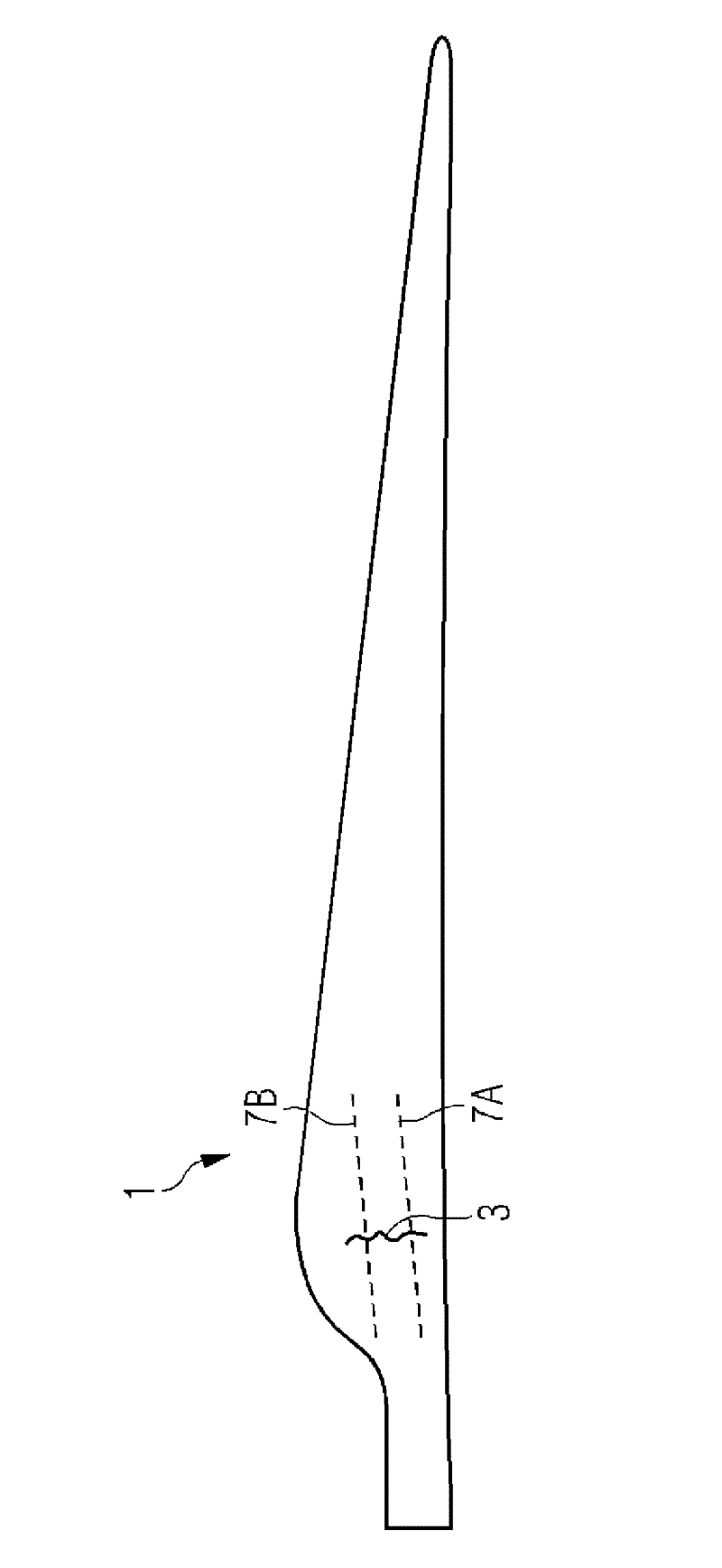 Method of detecting wrinkles in a fiber reinforced laminated structure and auxiliary device for performing thermal scans