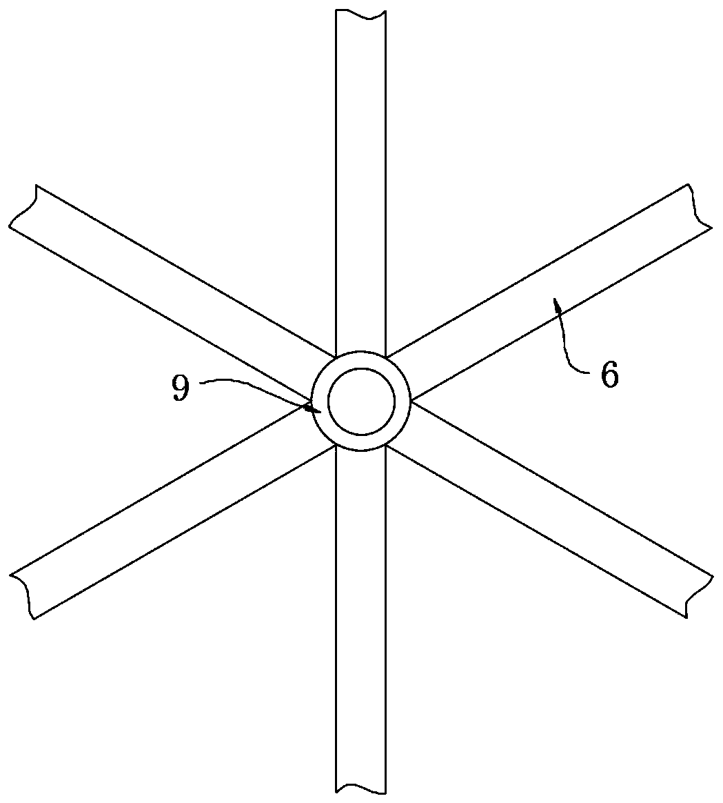 Hydroponic flowerpot with function of self-adding of nutrient solution