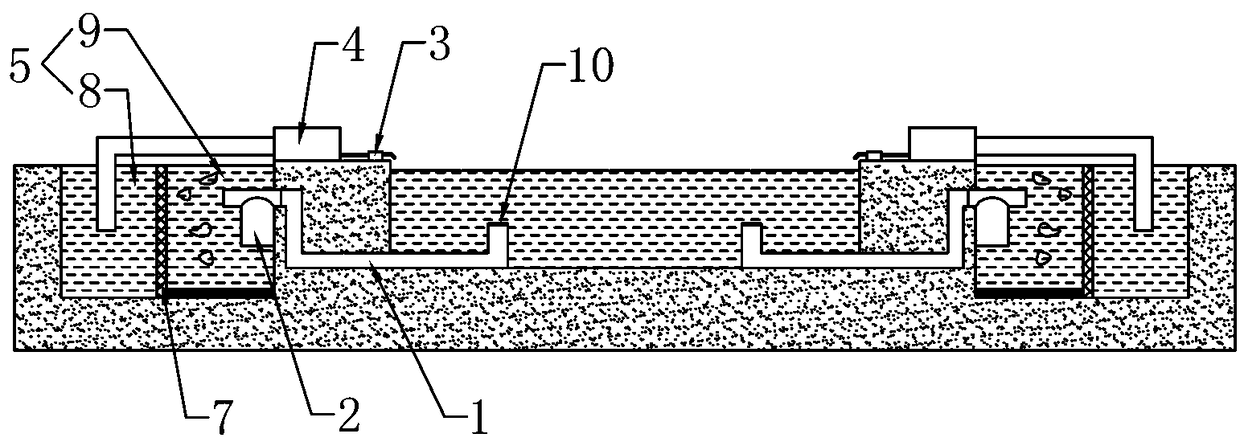 Vortex drainage type large pool floating object clearing device based on cloud picture