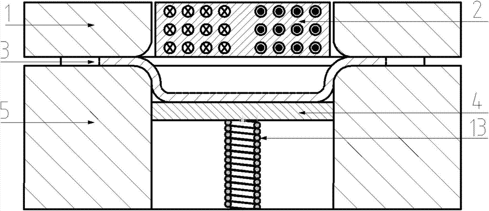 Electromagnetic forming method for deeply punched member