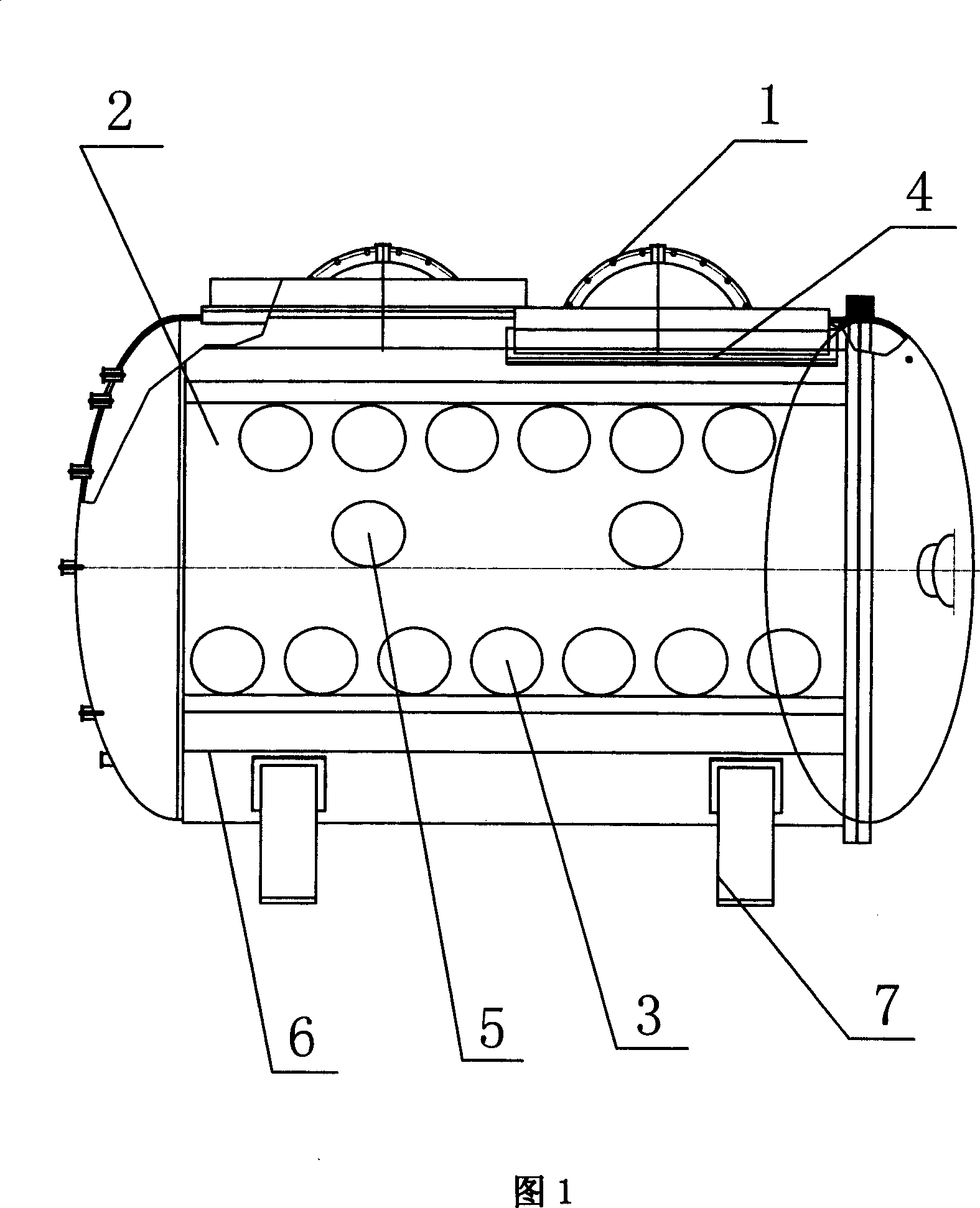 Method and apparatus of processing magnesium alloy surface utilizing vacuum composite plating film