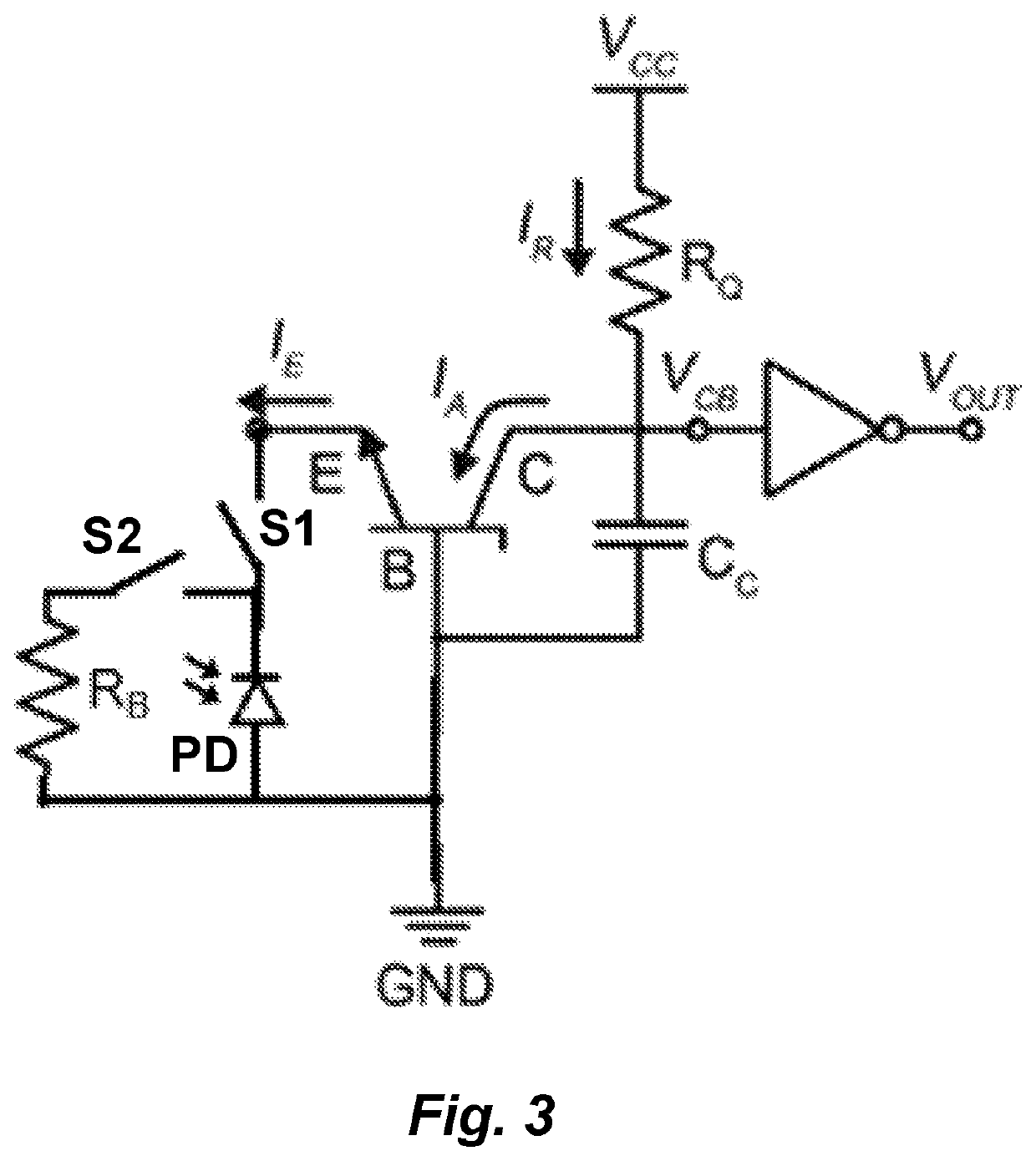 Single electron transistor triggered by photovoltaic diode