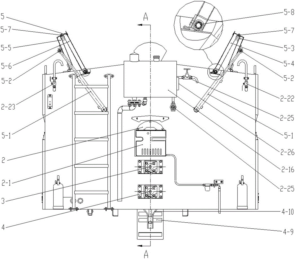 Thermal insulation bunker on bituminous pavement maintenance vehicle