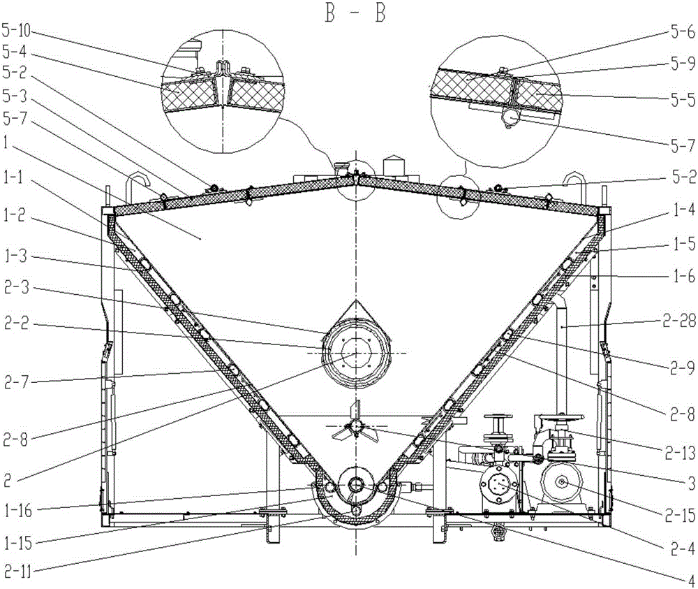 Thermal insulation bunker on bituminous pavement maintenance vehicle