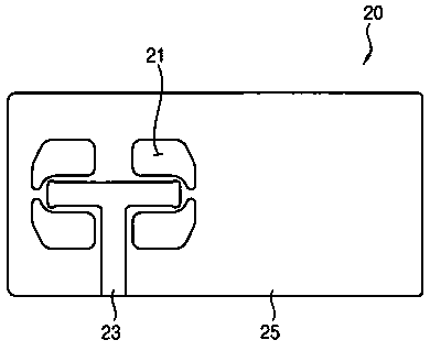 Food forming device and food production device