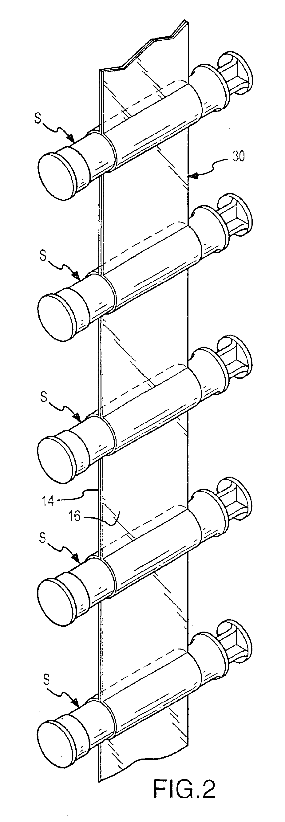 Method and system for labeling syringe bodies